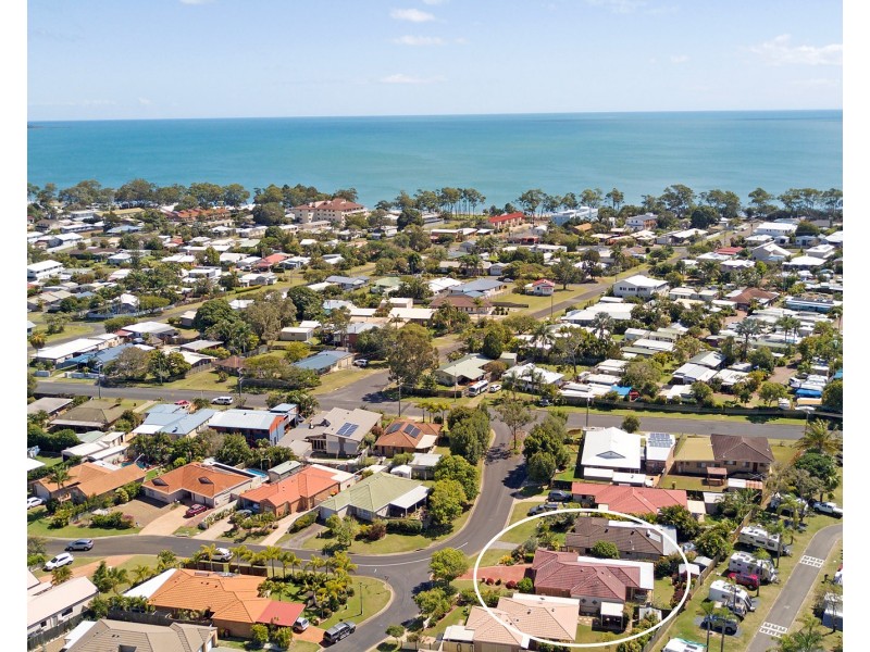 6 Jonwset Close, Torquay QLD 4655