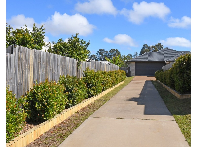 11 Serene Way, Wondunna QLD 4655