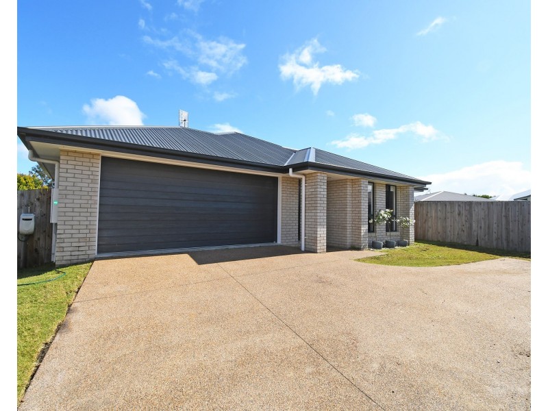 11 Serene Way, Wondunna QLD 4655