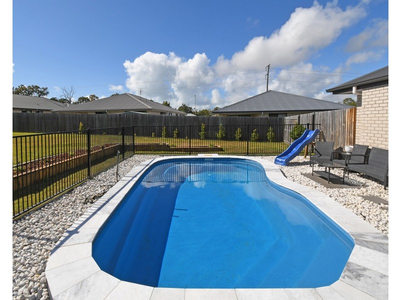 11 Serene Way, Wondunna QLD 4655