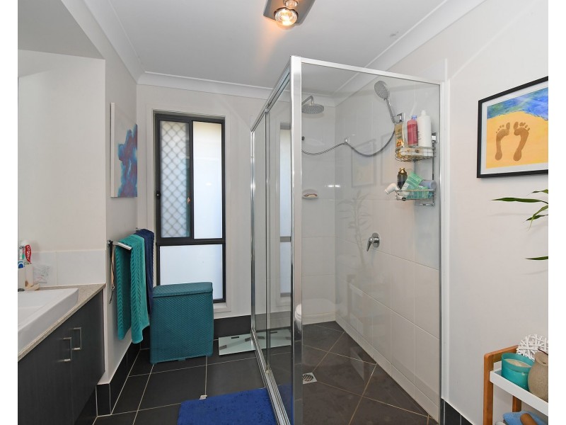 11 Serene Way, Wondunna QLD 4655