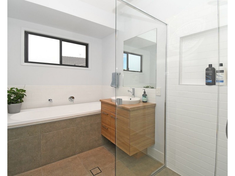 10 Spyglass Court, Pialba QLD 4655