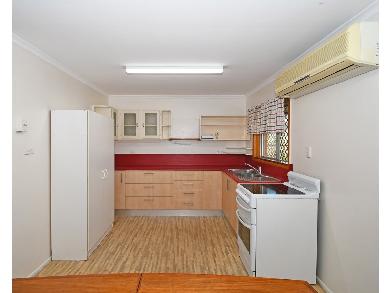 51 Taylor Street, Pialba QLD 4655