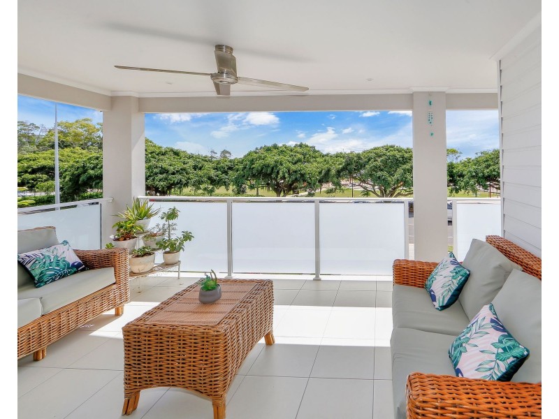 285 Esplanade, Pialba QLD 4655