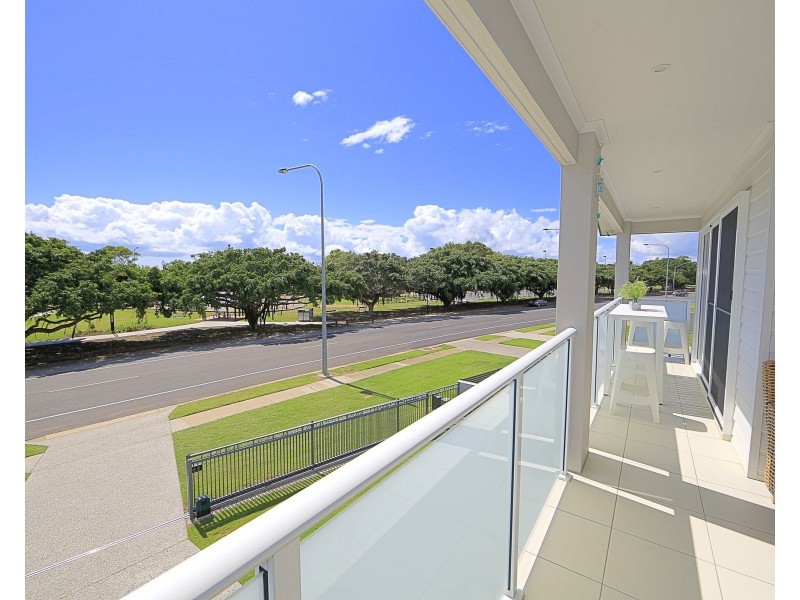 285 Esplanade, Pialba QLD 4655