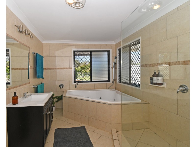 74 Swan Drive, Booral QLD 4655
