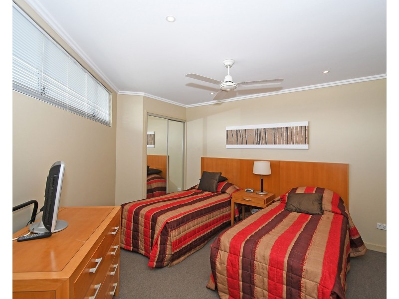 206/569 Esplanade, Urangan QLD 4655