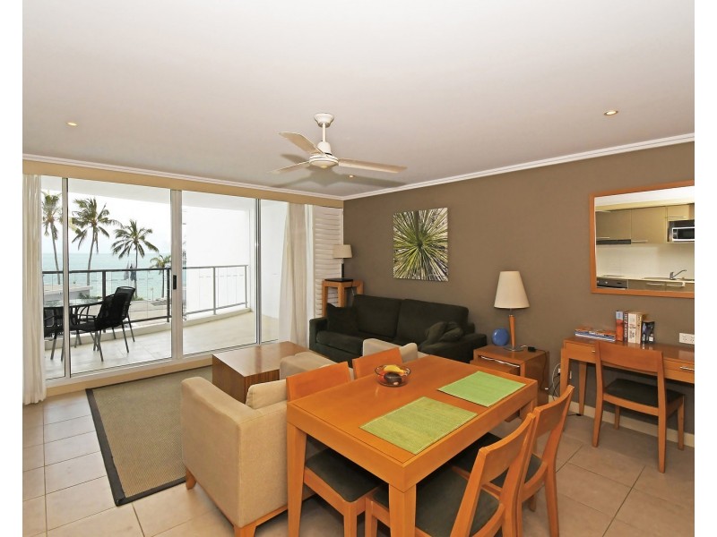 206/569 Esplanade, Urangan QLD 4655