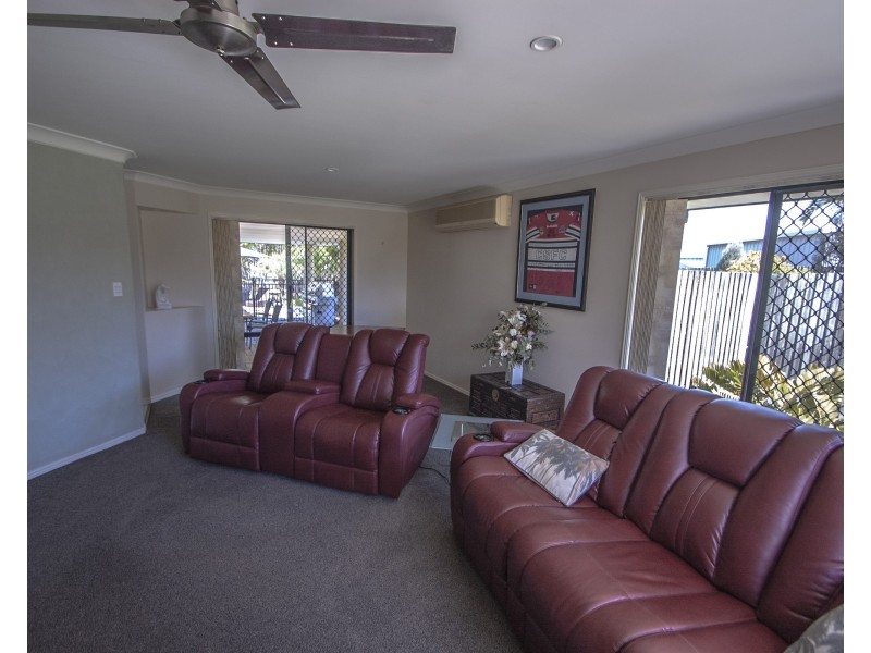 6 Greta Court, Urangan QLD 4655
