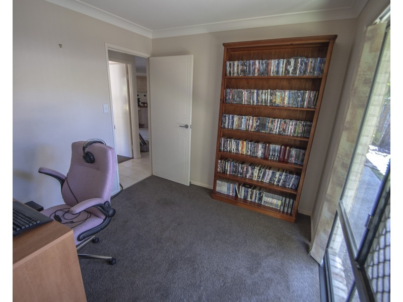 6 Greta Court, Urangan QLD 4655
