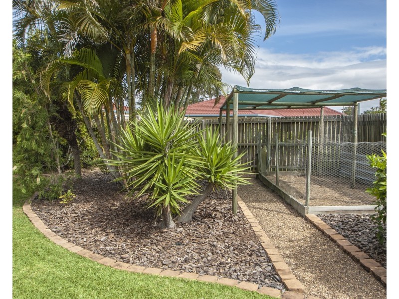 6 Greta Court, Urangan QLD 4655