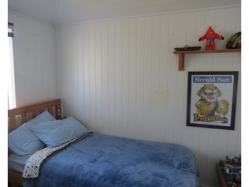 9 Eglington Street, Torbanlea QLD 4662