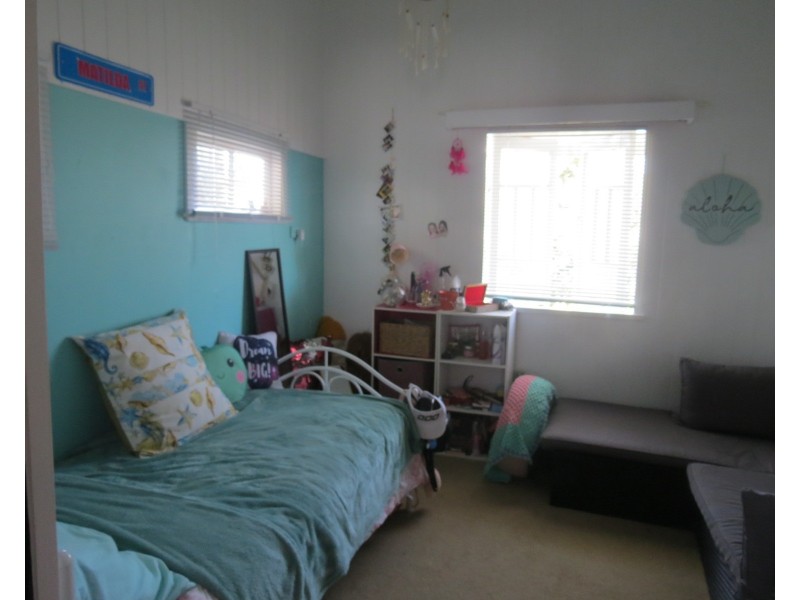 9 Eglington Street, Torbanlea QLD 4662