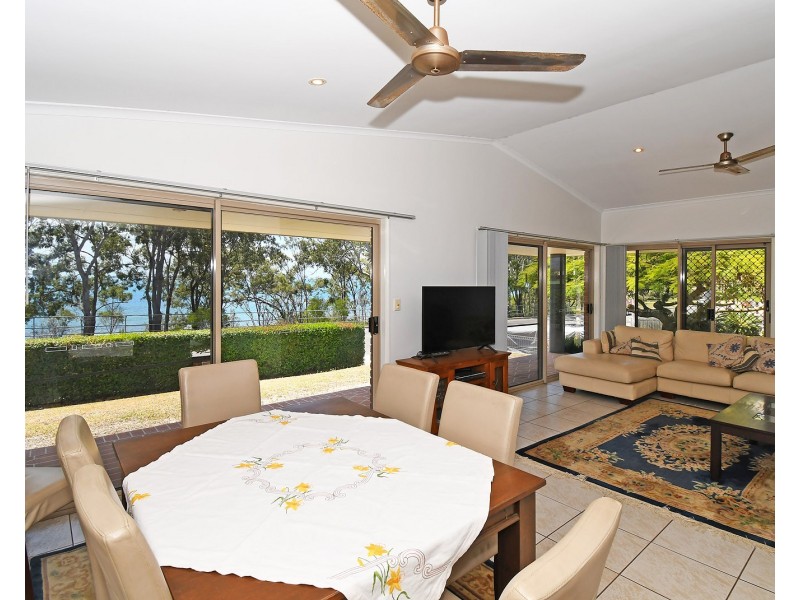 163 Esplanade, Point Vernon QLD 4655