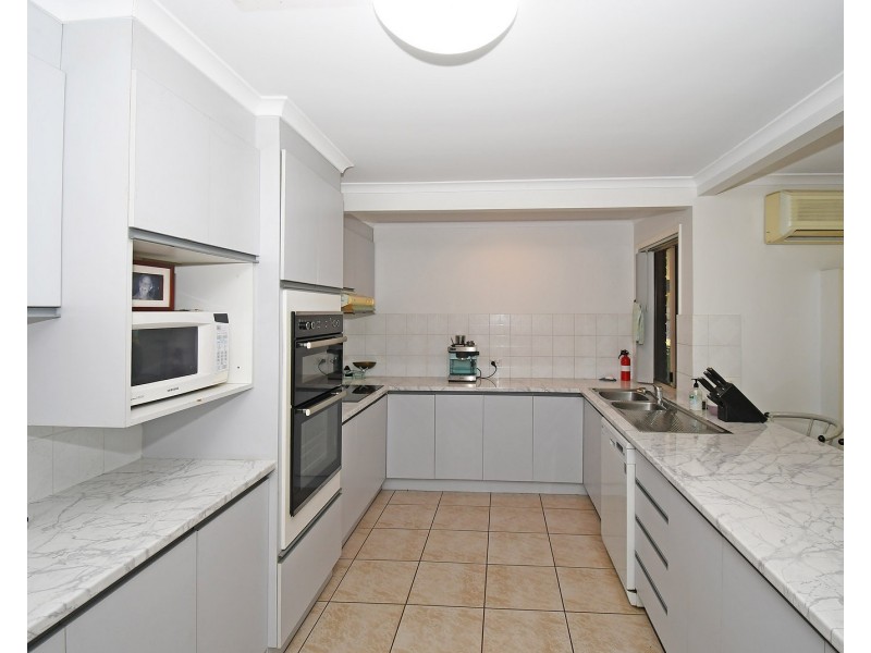 163 Esplanade, Point Vernon QLD 4655