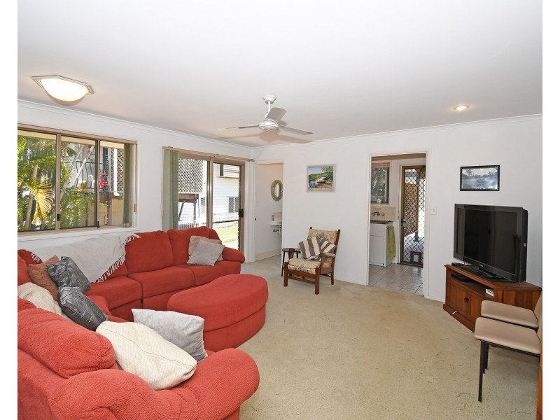 163 Esplanade, Point Vernon QLD 4655