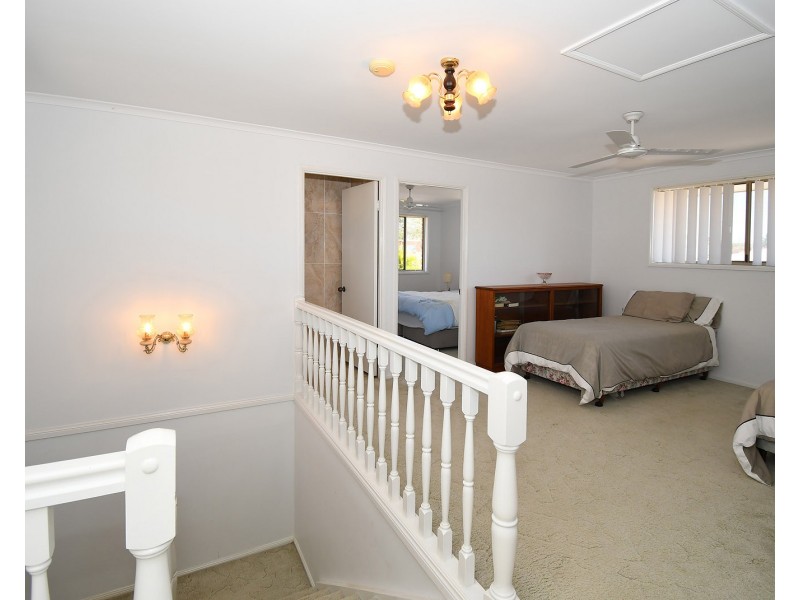 163 Esplanade, Point Vernon QLD 4655
