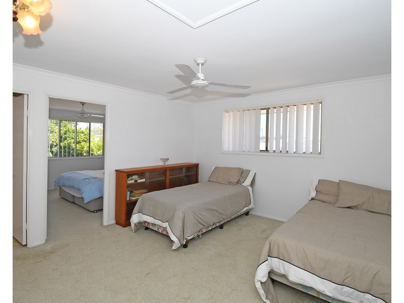 163 Esplanade, Point Vernon QLD 4655