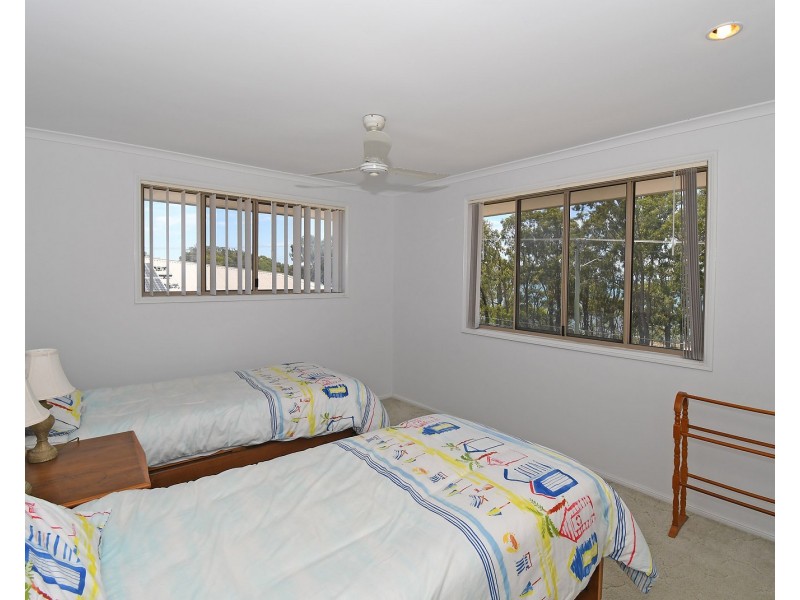 163 Esplanade, Point Vernon QLD 4655
