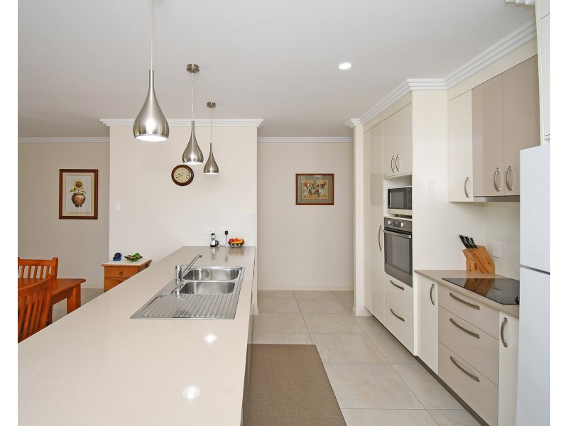 10 Munro Way, Urraween QLD 4655