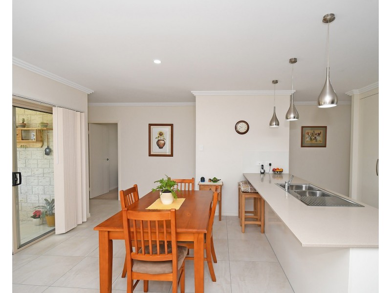 10 Munro Way, Urraween QLD 4655