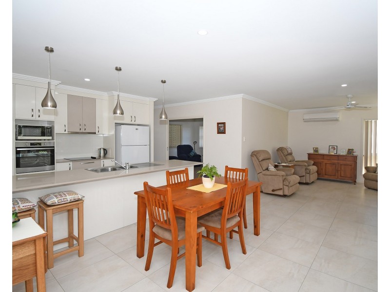 10 Munro Way, Urraween QLD 4655