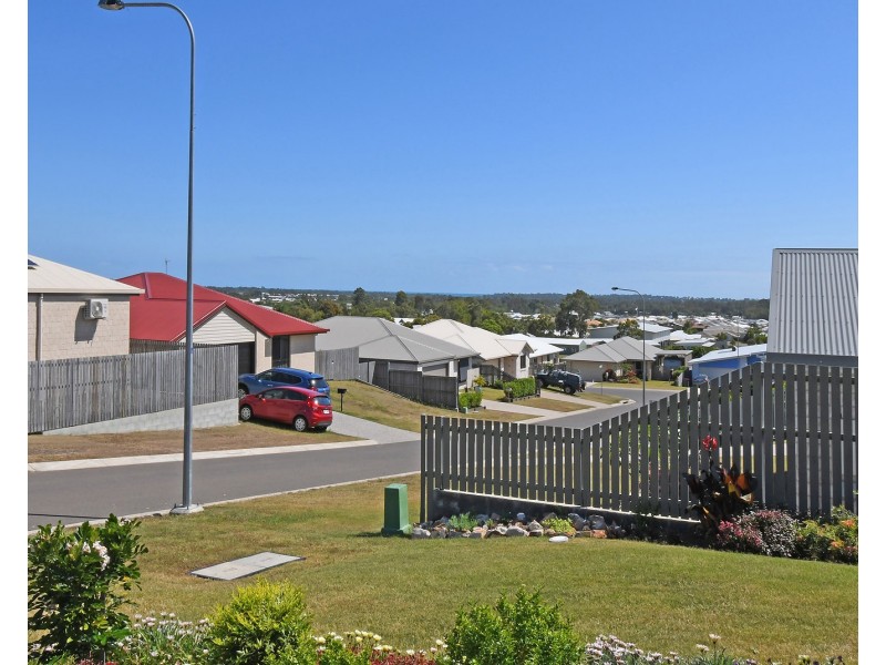 10 Munro Way, Urraween QLD 4655