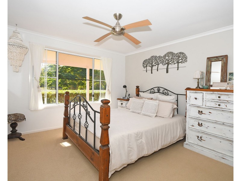 66 Valfern Court, Dundowran QLD 4655