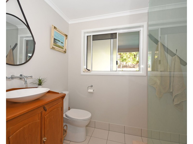 66 Valfern Court, Dundowran QLD 4655