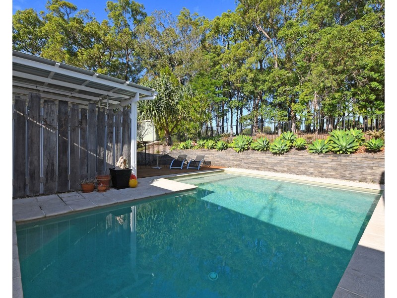 66 Valfern Court, Dundowran QLD 4655