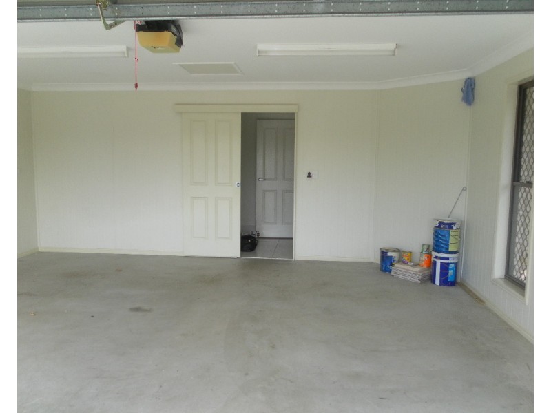 5 Bushlark Avenue, Eli Waters QLD 4655