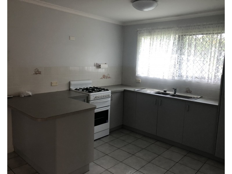 37 Fraser Street, Torquay QLD 4655