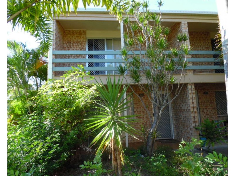 1/3 King Street, Urangan QLD 4655
