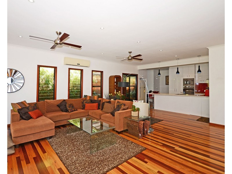 26 Hervey Street, Scarness QLD 4655
