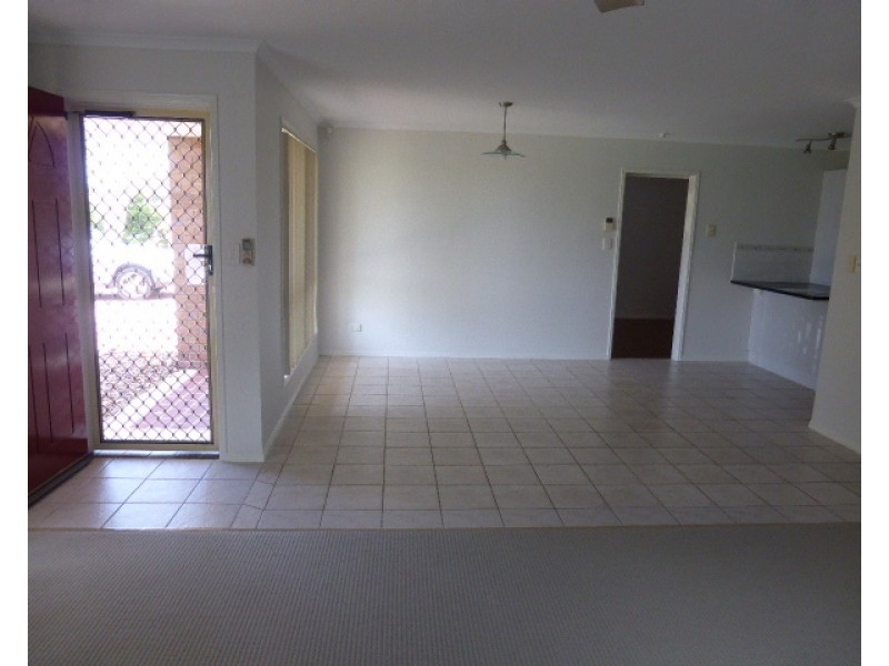 35 Thornbill Drive, Eli Waters QLD 4655