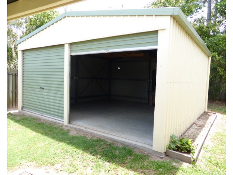 35 Thornbill Drive, Eli Waters QLD 4655