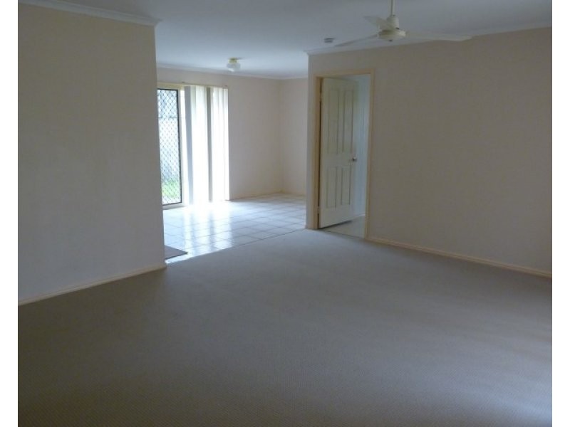 14 Chancellor Drive, Urraween QLD 4655
