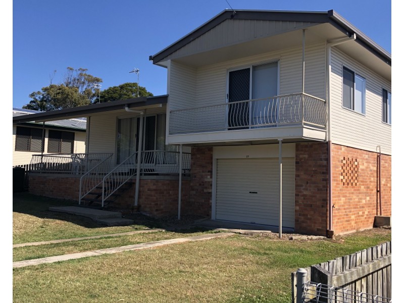 27 Newhaven Street, Pialba QLD 4655