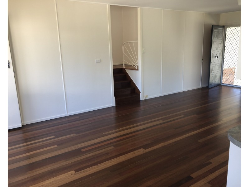 27 Newhaven Street, Pialba QLD 4655