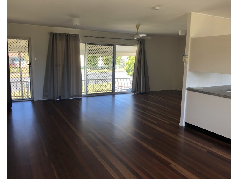 27 Newhaven Street, Pialba QLD 4655