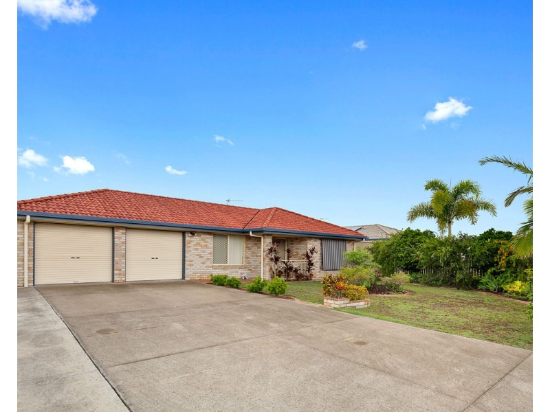 37 Bunya Court, Eli Waters QLD 4655