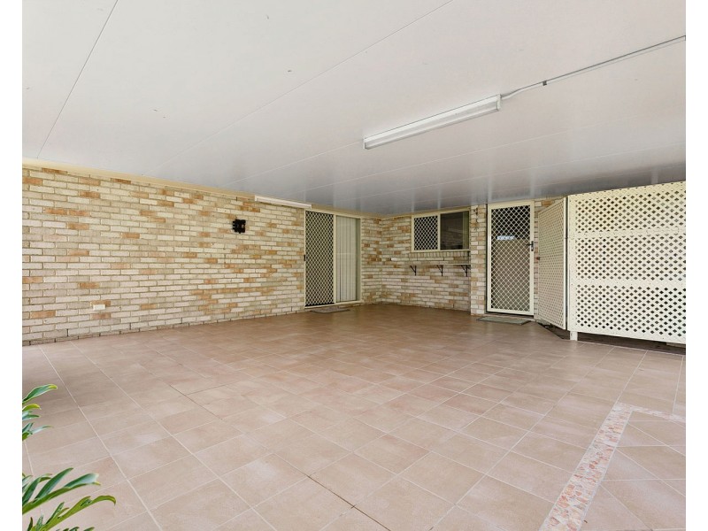 37 Bunya Court, Eli Waters QLD 4655