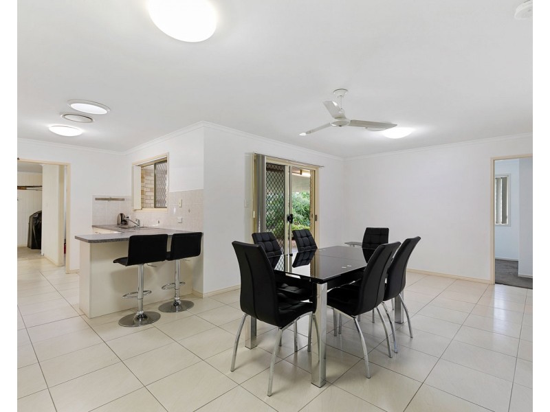37 Bunya Court, Eli Waters QLD 4655