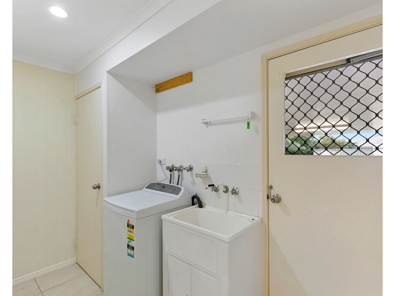 37 Bunya Court, Eli Waters QLD 4655