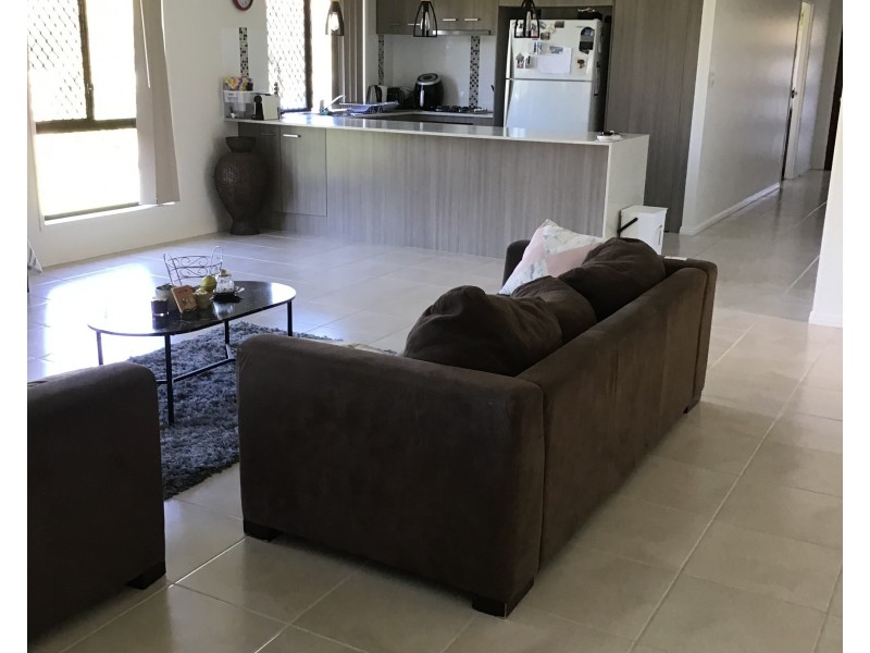 13 Tranquil Drive, Wondunna QLD 4655