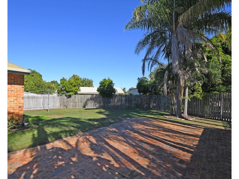 1/21 Honiton Street, Torquay QLD 4655