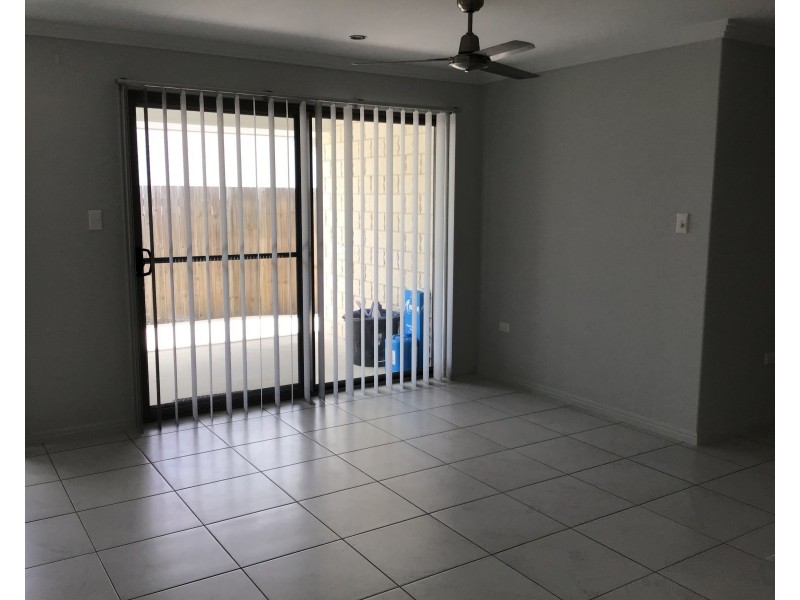 7 Flynn Court, Urraween QLD 4655
