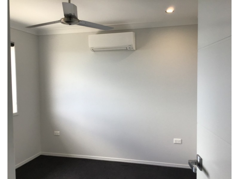 7 Flynn Court, Urraween QLD 4655