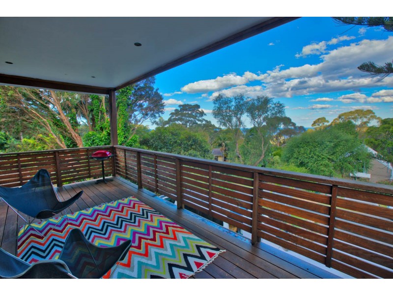 44 Buttenshaw Drive, Coledale NSW 2515