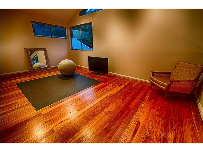 44 Buttenshaw Drive, Coledale NSW 2515